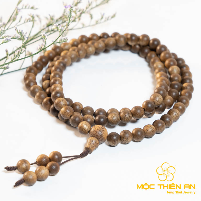 vòng trầm hương 108 hạt